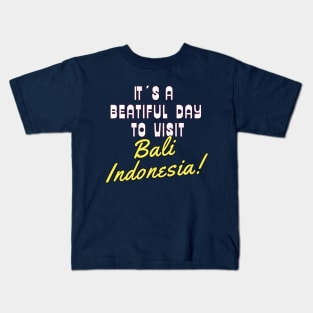 Bali Indonesia. White text.  Gift Ideas For The Travel Enthusiast. Kids T-Shirt